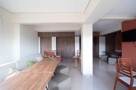 Apartamento à venda com 48m², 2 quartos e 1 vaga Apartamento à venda com 48m², 2 quartos e 1 vagaÁrea comum - Salão de festas