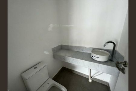 Apartamento à venda com 3 quartos, 121m² em Vila Sofia, São Paulo