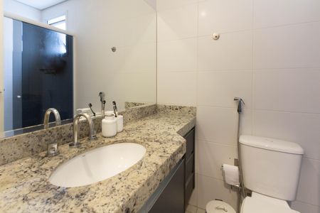 Apartamento à venda com 112m², 3 quartos e 2 vagas Apartamento à venda com 112m², 3 quartos e 2 vagasBanheiro da Suíte