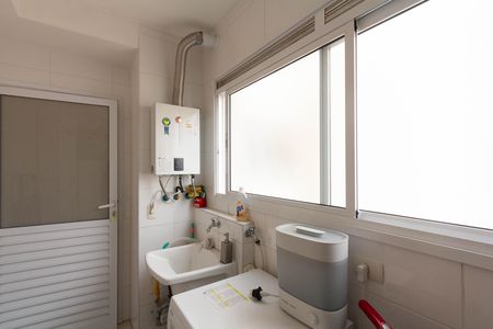Apartamento à venda com 112m², 3 quartos e 2 vagas Apartamento à venda com 112m², 3 quartos e 2 vagasÁrea de Serviço