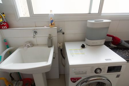 Apartamento à venda com 112m², 3 quartos e 2 vagas Apartamento à venda com 112m², 3 quartos e 2 vagasÁrea de Serviço