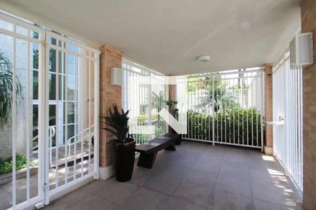 Apartamento à venda com 112m², 3 quartos e 2 vagas Apartamento à venda com 112m², 3 quartos e 2 vagasÁrea comum