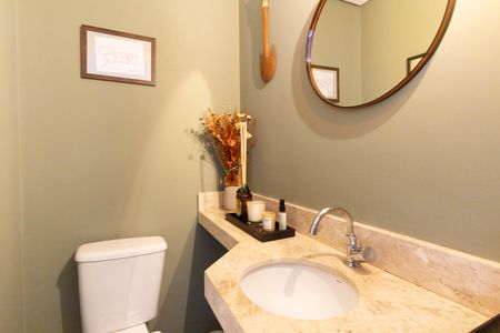 Apartamento à venda com 112m², 3 quartos e 2 vagas Apartamento à venda com 112m², 3 quartos e 2 vagasLavabo