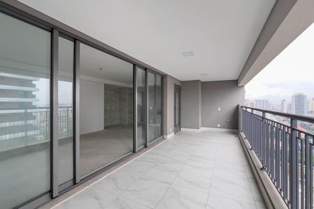 Apartamento à venda com 132m², 3 quartos e 2 vagas Apartamento à venda com 132m², 3 quartos e 2 vagasVaranda