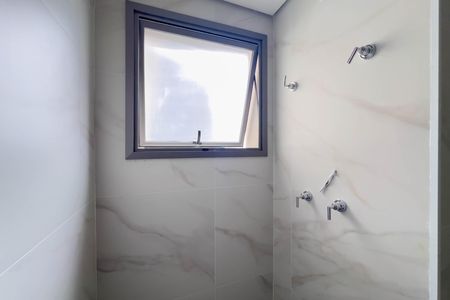 Apartamento à venda com 132m², 3 quartos e 2 vagas Apartamento à venda com 132m², 3 quartos e 2 vagasBanheiro do quarto 1