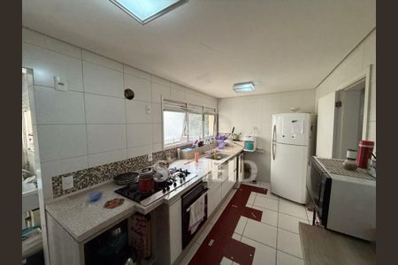 Apartamento à venda com 167m², 4 quartos e 2 vagas