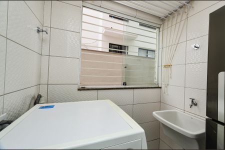 Apartamento à venda com 56m², 2 quartos e 2 vagas Apartamento à venda com 56m², 2 quartos e 2 vagasÁrea de Serviço