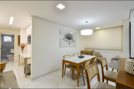 Apartamento à venda com 56m², 2 quartos e 2 vagas Apartamento à venda com 56m², 2 quartos e 2 vagasSala Ambientes