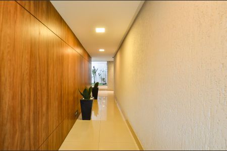 Apartamento à venda com 56m², 2 quartos e 2 vagas Apartamento à venda com 56m², 2 quartos e 2 vagasHall de entrada