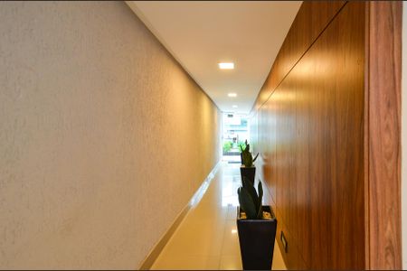 Apartamento à venda com 56m², 2 quartos e 2 vagas Apartamento à venda com 56m², 2 quartos e 2 vagasHall de entrada