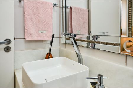 Apartamento à venda com 56m², 2 quartos e 2 vagas Apartamento à venda com 56m², 2 quartos e 2 vagasBanheiro Suíte
