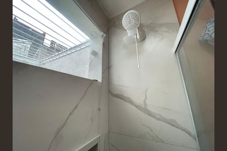 Casa à venda com 110m², 2 quartos e 2 vagasBanheiro 2