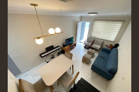 Sala de casa à venda com 2 quartos, 110m² em Vila Albano, São Paulo
