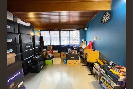Casa à venda com 110m², 2 quartos e 2 vagasSótão 