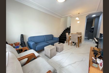 Sala de casa à venda com 2 quartos, 110m² em Vila Albano, São Paulo