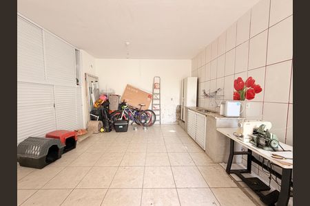 Casa à venda com 496m², 4 quartos e 4 vagasÁrea de Serviço