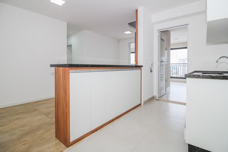 Cozinha de apartamento para alugar com 3 quartos, 92m² em Barra Funda, São Paulo