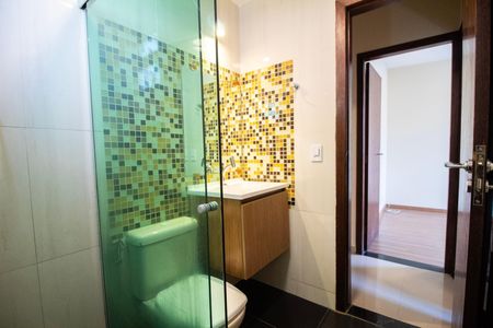 Apartamento para alugar com 46m², 3 quartos e 1 vaga Apartamento para alugar com 46m², 3 quartos e 1 vagaBanheiro Social