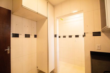 Apartamento para alugar com 46m², 3 quartos e 1 vaga Apartamento para alugar com 46m², 3 quartos e 1 vagaCozinha