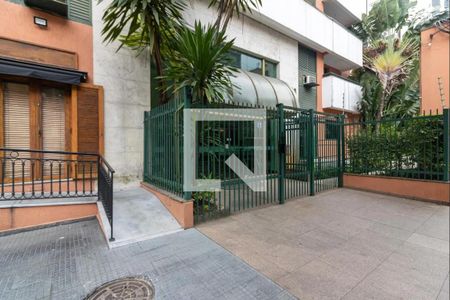Apartamento para alugar com 39m², 1 quarto e 1 vaga Apartamento para alugar com 39m², 1 quarto e 1 vagaFachada