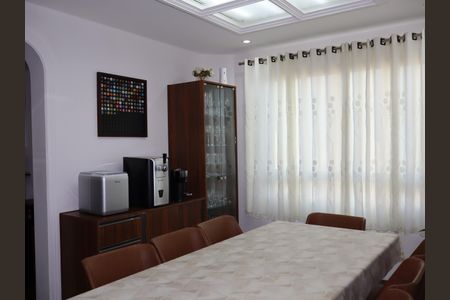 Apartamento à venda com 242m², 4 quartos e 3 vagasSala de jantar