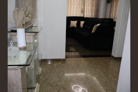 Corredor de apartamento à venda com 4 quartos, 242m² em Vila Prudente, São Paulo