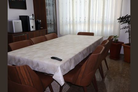 Apartamento à venda com 242m², 4 quartos e 3 vagasSala de jantar