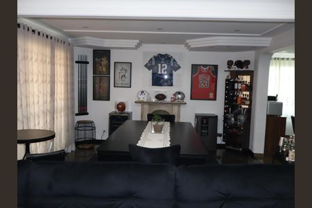 Apartamento à venda com 242m², 4 quartos e 3 vagasSala