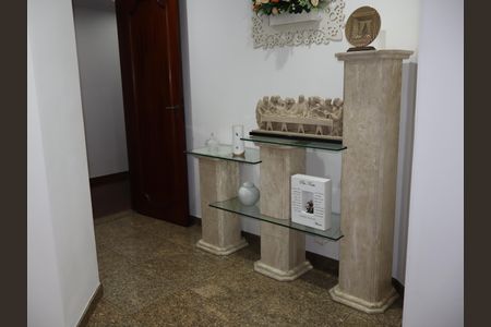 Apartamento à venda com 242m², 4 quartos e 3 vagasCorredor