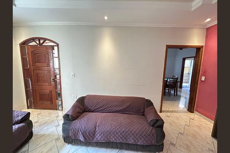 Casa à venda com 88m², 3 quartos e 3 vagas