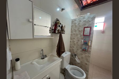 Casa à venda com 88m², 3 quartos e 3 vagas