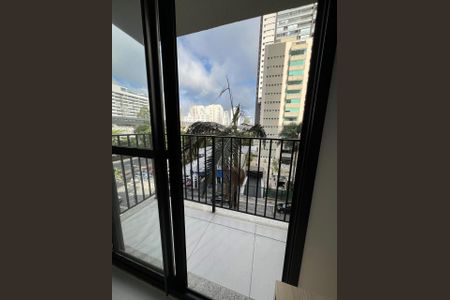 Apartamento para alugar com 25m², 1 quarto e sem vaga Apartamento para alugar com 25m², 1 quarto e sem vagaVaranda