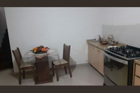 Casa à venda com 177m², 3 quartos e 2 vagas