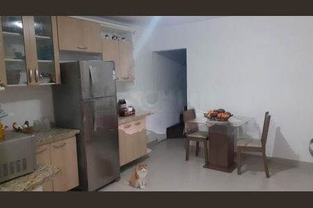 Casa à venda com 3 quartos, 177m² em Jardim Rosalina, São Paulo