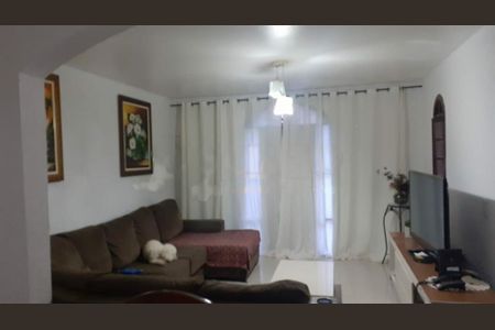 Casa à venda com 3 quartos, 177m² em Jardim Rosalina, São Paulo