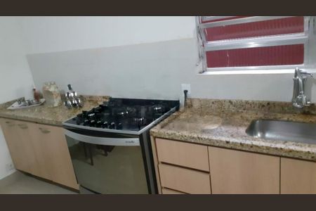Casa à venda com 177m², 3 quartos e 2 vagas