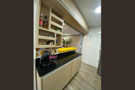 Apartamento à venda com 55m², 2 quartos e 2 vagas Apartamento à venda com 55m², 2 quartos e 2 vagasCozinha