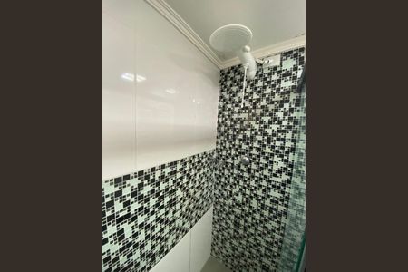 Apartamento à venda com 55m², 2 quartos e 2 vagas Apartamento à venda com 55m², 2 quartos e 2 vagasBanheiro