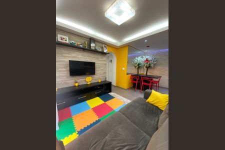 Apartamento à venda com 55m², 2 quartos e 2 vagas Apartamento à venda com 55m², 2 quartos e 2 vagasSala