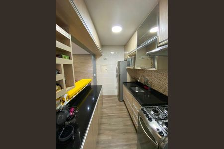 Apartamento à venda com 55m², 2 quartos e 2 vagas Apartamento à venda com 55m², 2 quartos e 2 vagasCozinha