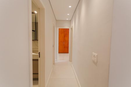 Apartamento para alugar com 68m², 3 quartos e 2 vagas Apartamento para alugar com 68m², 3 quartos e 2 vagasCorredor