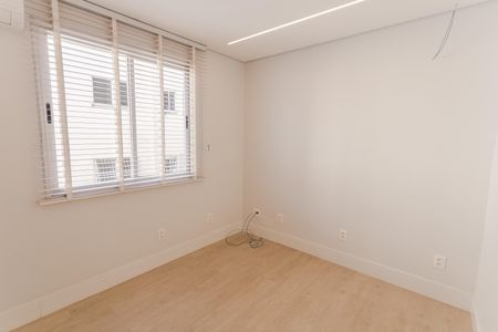 Apartamento para alugar com 68m², 3 quartos e 2 vagas Apartamento para alugar com 68m², 3 quartos e 2 vagasQuarto 2