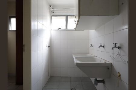 Casa de condomínio à venda com 245m², 4 quartos e 3 vagasÁrea de Serviço