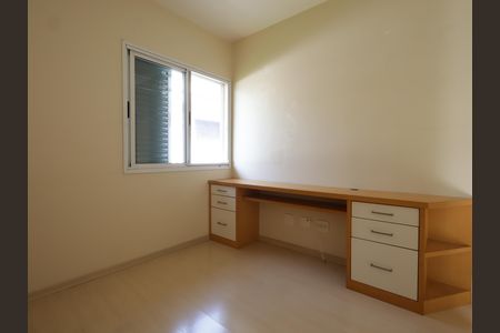 Casa de condomínio à venda com 245m², 4 quartos e 3 vagasSuíte 2