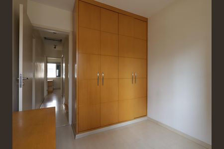 Casa de condomínio à venda com 245m², 4 quartos e 3 vagasQuarto 1