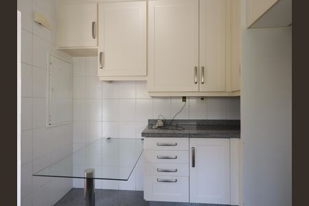 Casa de condomínio à venda com 245m², 4 quartos e 3 vagasCozinha