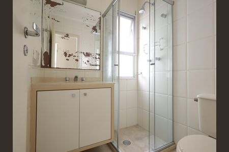 Casa de condomínio à venda com 245m², 4 quartos e 3 vagasBanheiro