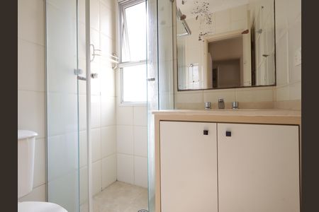 Casa de condomínio à venda com 245m², 4 quartos e 3 vagasBanheiro da Suíte 2