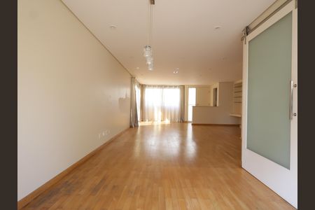 Casa de condomínio à venda com 245m², 4 quartos e 3 vagasSala de Jantar