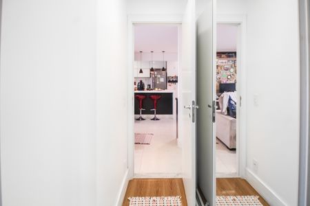 Apartamento à venda com 79m², 2 quartos e 2 vagas Apartamento à venda com 79m², 2 quartos e 2 vagasSuite